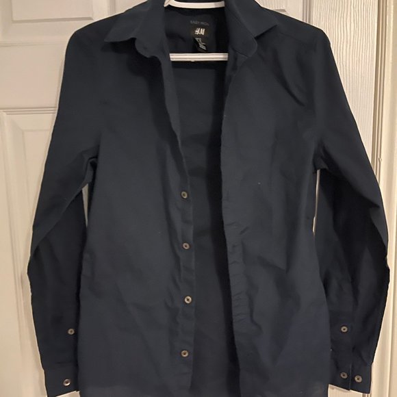 H&M Button Down Shirt - Picture 1 of 3